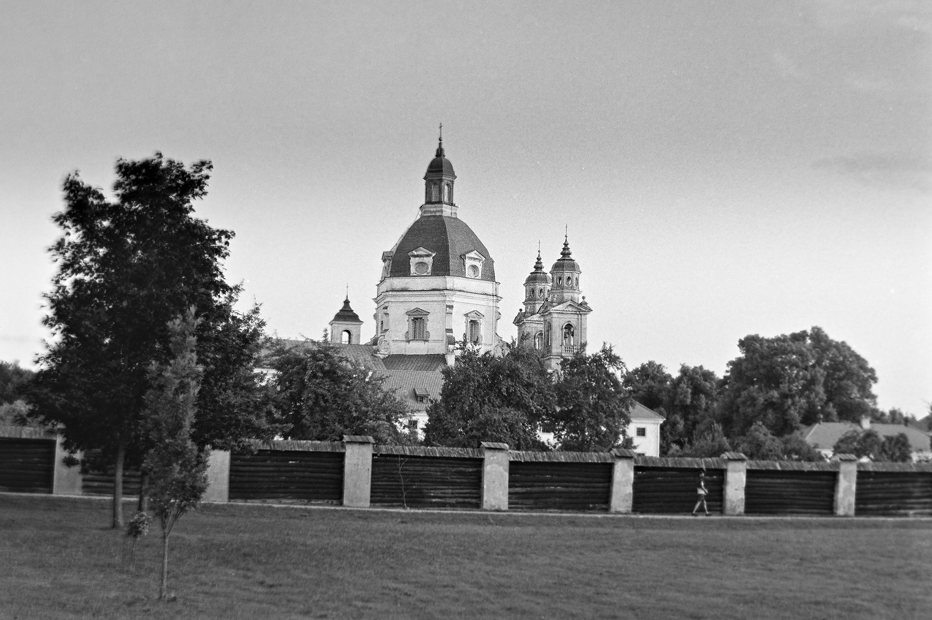 Kauno Švč. Mergelės Marijos Apsilankymo pas Elzbietą bažnyčia ir Kamaldulių vienuolynas (Pažaislis).